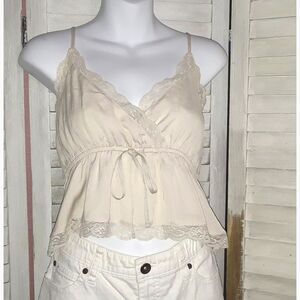 American Eagle Women's Top Size Med Cropped Lined Elastic Waist Lace Camise